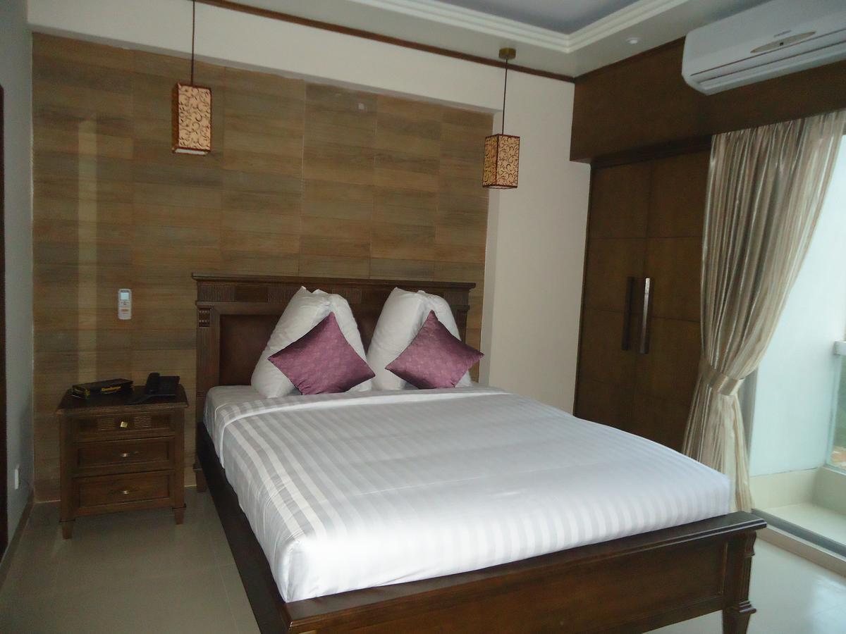 كوكس بازار Neeshorgo Hotel & Resort المظهر الخارجي الصورة