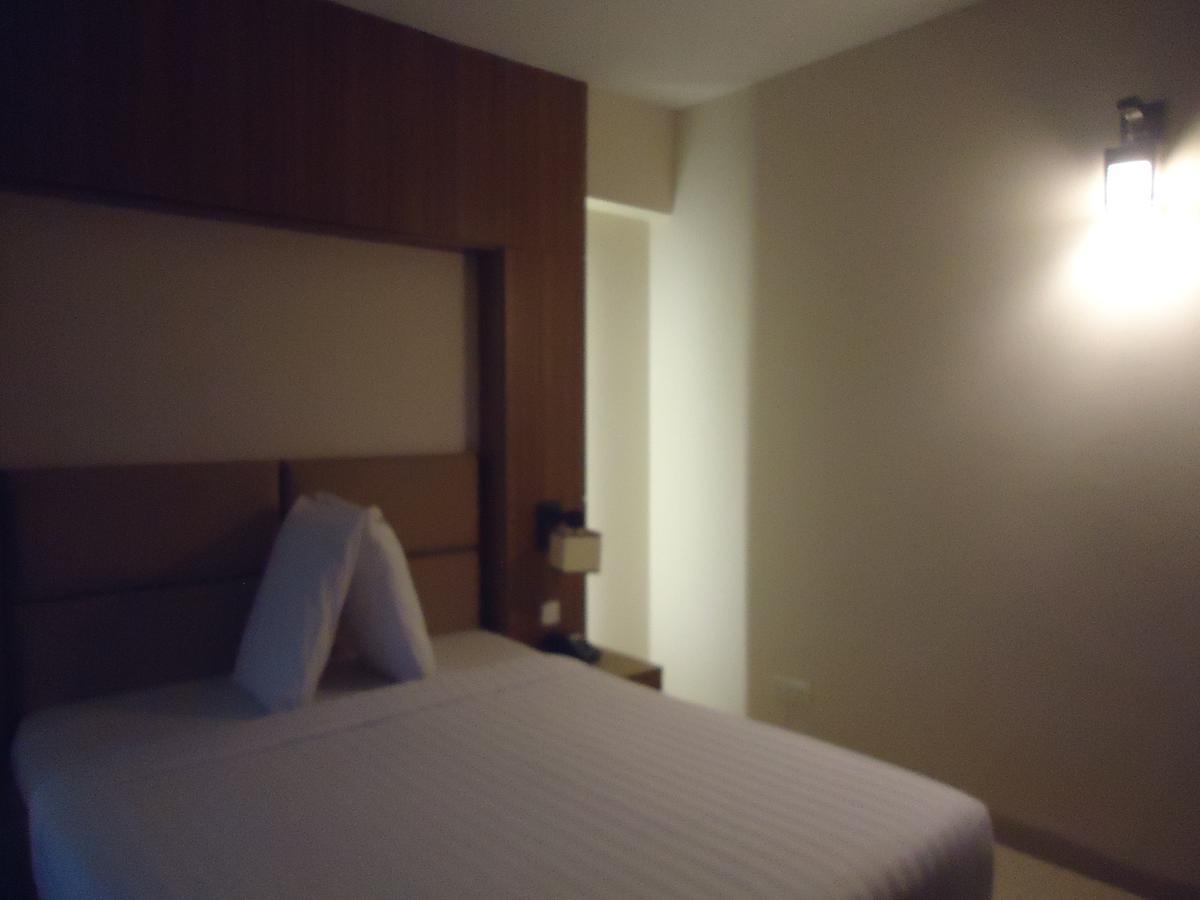 كوكس بازار Neeshorgo Hotel & Resort المظهر الخارجي الصورة