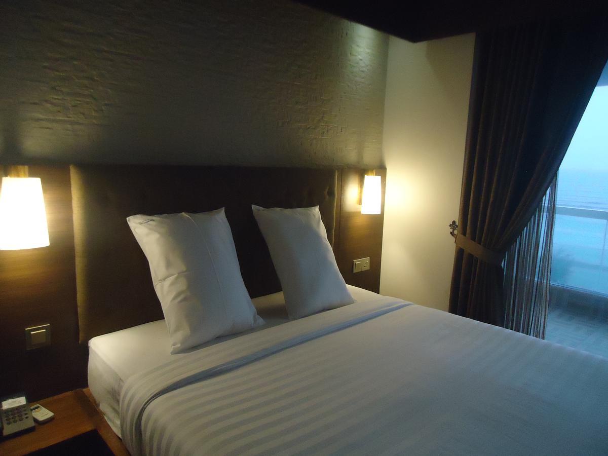 كوكس بازار Neeshorgo Hotel & Resort المظهر الخارجي الصورة