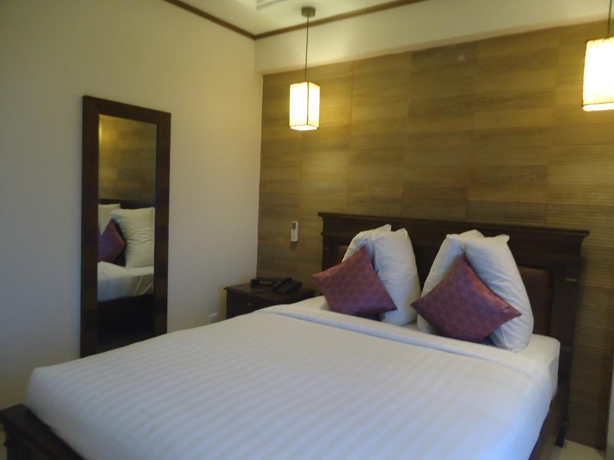 كوكس بازار Neeshorgo Hotel & Resort المظهر الخارجي الصورة